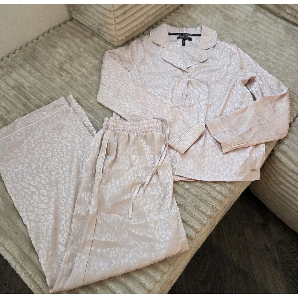 BCBG MaxAzria Satin Pajama Set S Pink Leopard Print Monotone Luxe Long Sleeve PJ